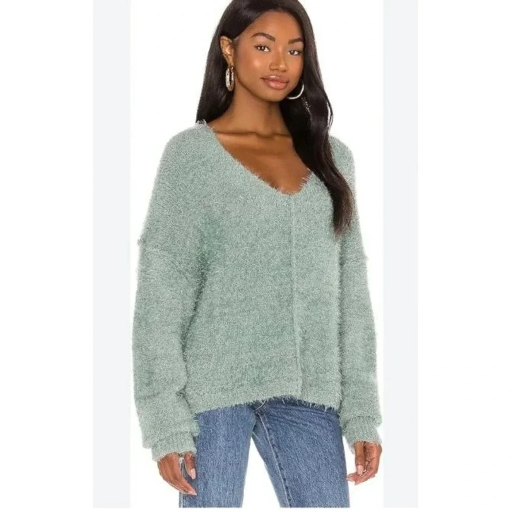 Free People Icing‎ Sweater Small Eyelash Knit V-Neck Sage Green Fuzzy Pullover